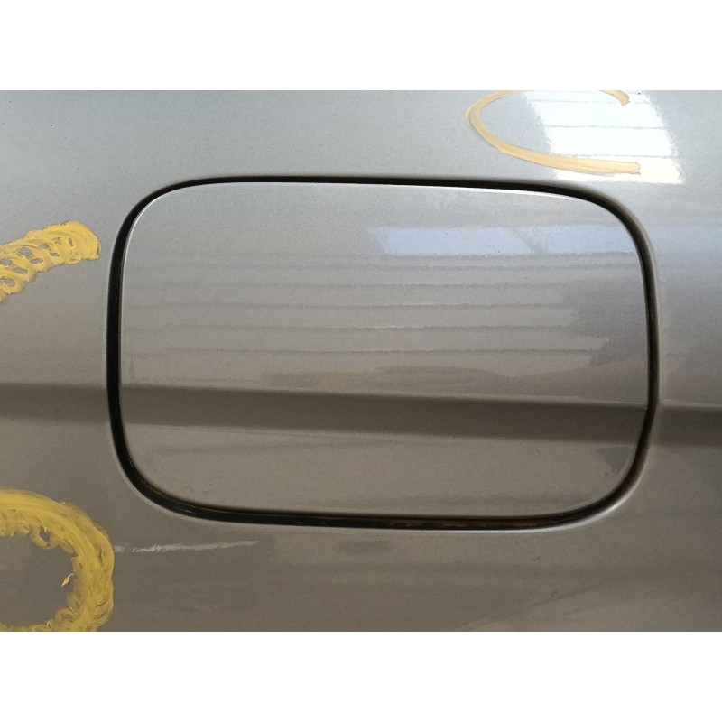 Recambio de tapa exterior combustible para mercedes-benz clase c t-model (s204) c 200 cdi (204.201) referencia OEM IAM   