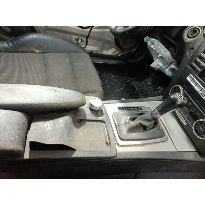 Recambio de consola central para mercedes-benz clase c t-model (s204) c 200 cdi (204.201) referencia OEM IAM   