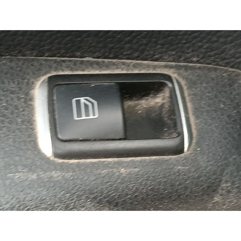 Recambio de mando elevalunas trasero izquierdo para mercedes-benz clase c t-model (s204) c 200 cdi (204.201) referencia OEM IAM 