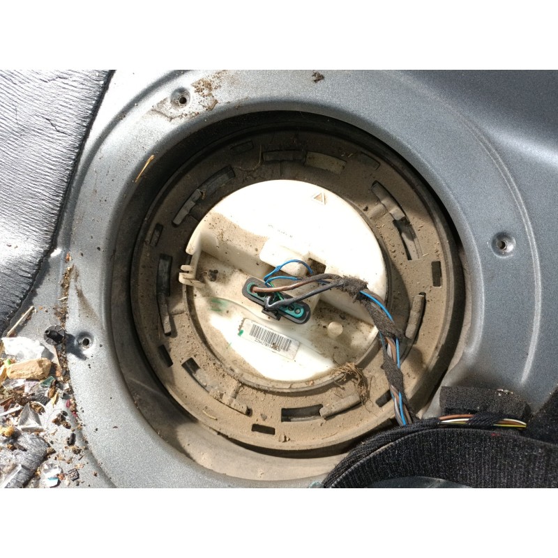 Recambio de aforador para mercedes-benz clase c t-model (s204) c 200 cdi (204.201) referencia OEM IAM A2044702294  