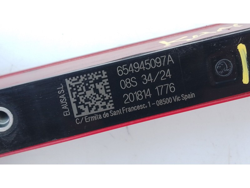 Recambio de luz central de freno para skoda kamiq (nw4) 1.0 tsi referencia OEM IAM   