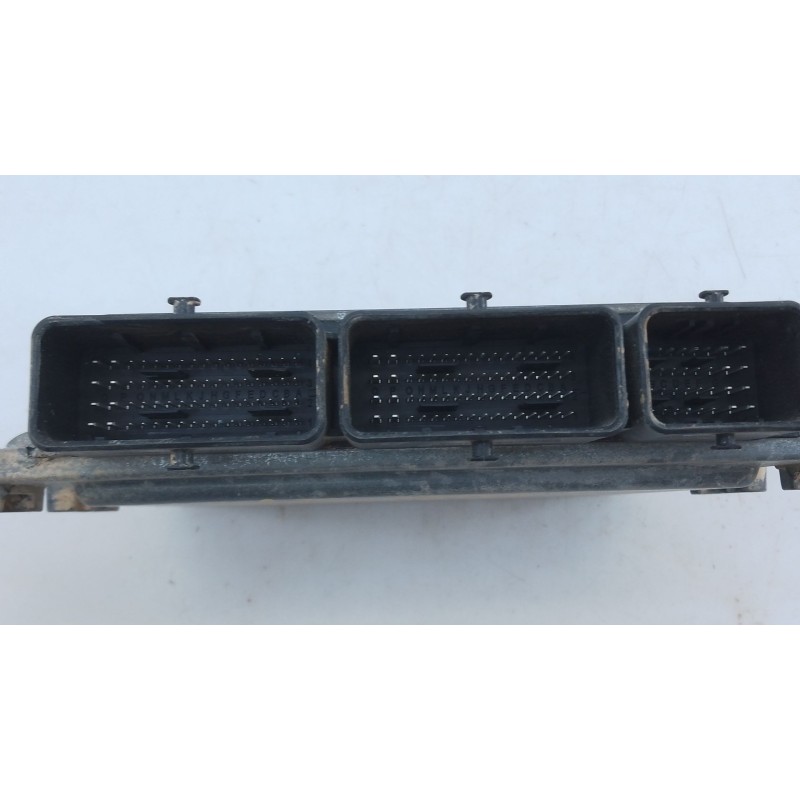 Recambio de centralita motor uce para renault megane iv hatchback (b9a/m/n_) 1.5 dci 110 (b9a3) referencia OEM IAM   