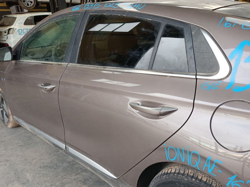 Recambio de puerta trasera izquierda para hyundai ioniq (ae) 1.6 gdi hybrid referencia OEM IAM   
