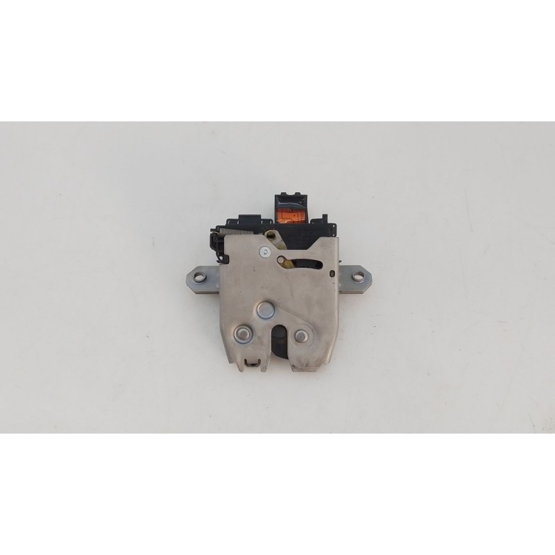 Recambio de cerradura maletero / porton para volvo xc60 momentum drive referencia OEM IAM   