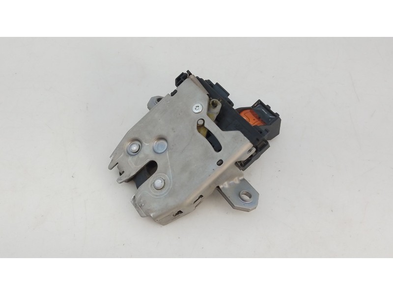 Recambio de cerradura maletero / porton para volvo xc60 momentum drive referencia OEM IAM   