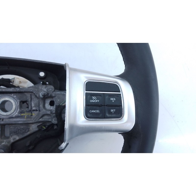 Recambio de volante para fiat freemont (345) lounge referencia OEM IAM   