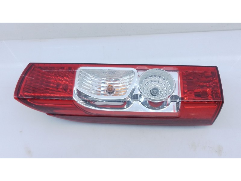 Recambio de piloto trasero izquierdo para peugeot boxer furgoneta 2.2 hdi 120 referencia OEM IAM   