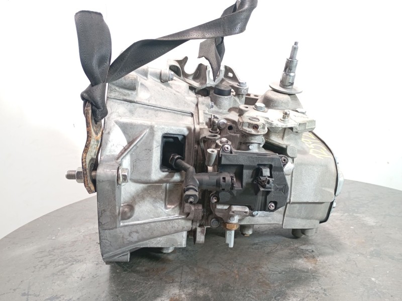 Recambio de caja cambios para peugeot 308 sw confort referencia OEM IAM 20EA01  