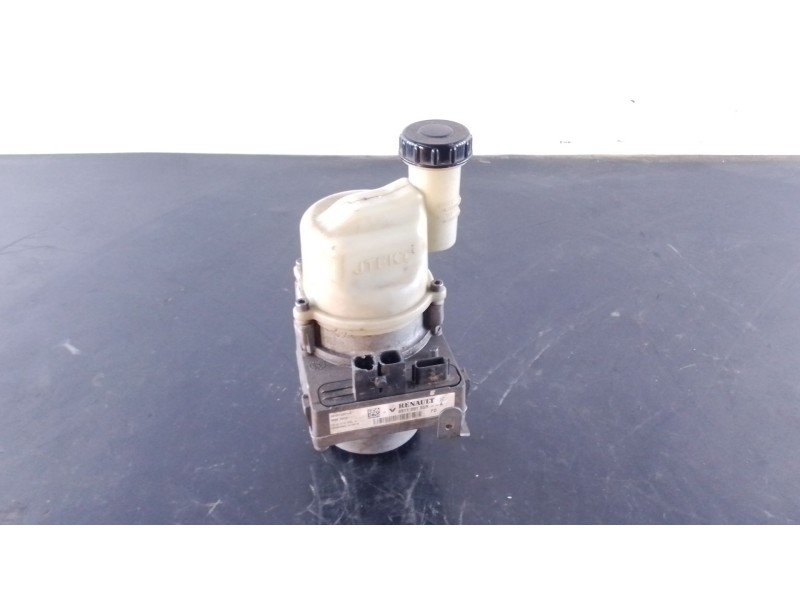 Recambio de bomba direccion para dacia dokker essential referencia OEM IAM   