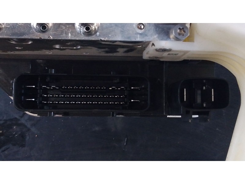 Recambio de abs para ford kuga st-line referencia OEM IAM LX6C2C219MS 10096501633 