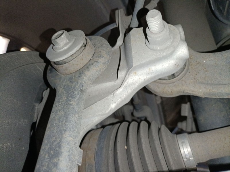 Recambio de mangueta trasera derecha para ford usa mustang coupé 2.3 ecoboost referencia OEM IAM   