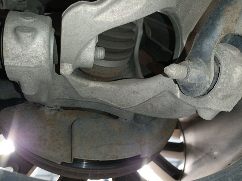 Recambio de mangueta trasera izquierda para ford usa mustang coupé 2.3 ecoboost referencia OEM IAM   