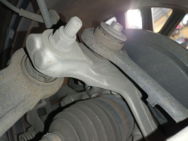 Recambio de mangueta trasera izquierda para ford usa mustang coupé 2.3 ecoboost referencia OEM IAM   