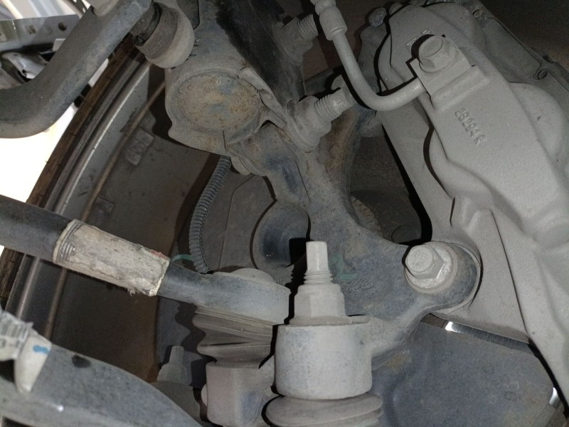 Recambio de mangueta delantera derecha para ford usa mustang coupé 2.3 ecoboost referencia OEM IAM   