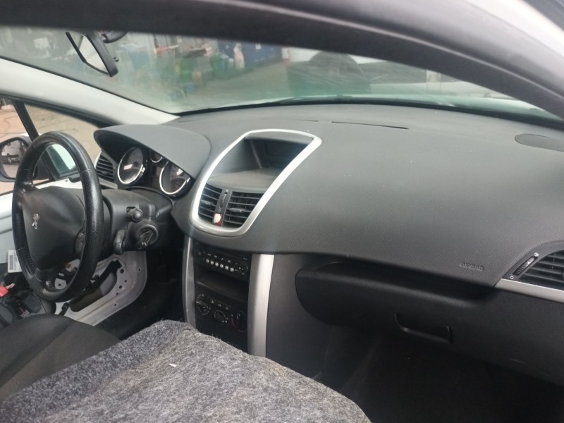 peugeot 207 cc (wd_) del año 2008