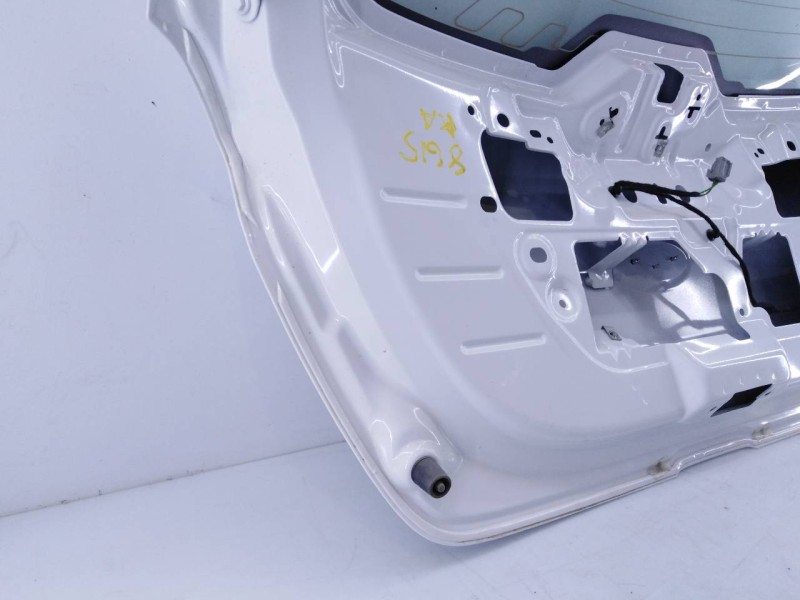 Recambio de porton trasero para ford ka+ white edition referencia OEM IAM   C1-6