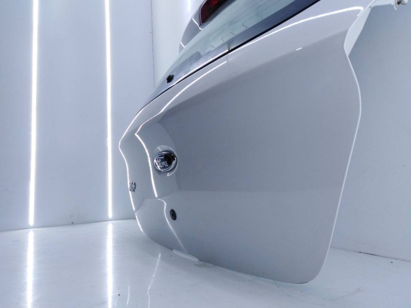 Recambio de porton trasero para ford ka+ white edition referencia OEM IAM   C1-6