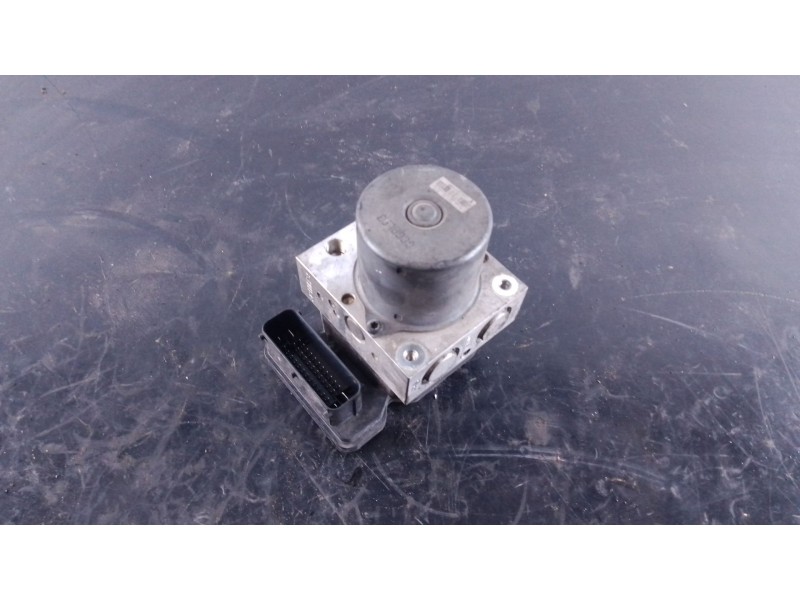 Recambio de abs para kia carens (un) active referencia OEM IAM   