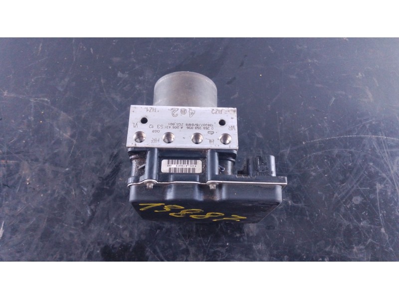 Recambio de abs para mercedes-benz vito / mixto furgoneta (w639) 110 cdi (639.601, 639.603, 639.605) referencia OEM IAM A0084315