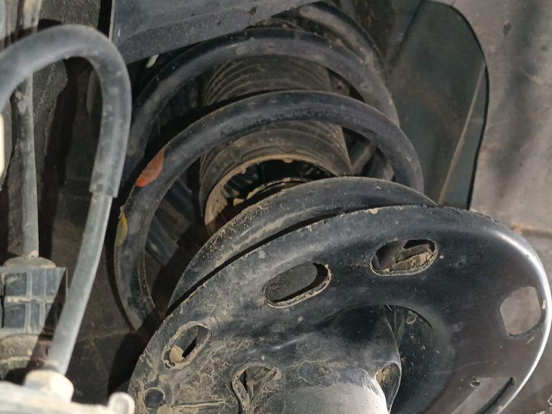 Recambio de amortiguador delantero izquierdo para mazda 6 station wagon (gj, gl) 2.0 (gjefw) referencia OEM IAM   