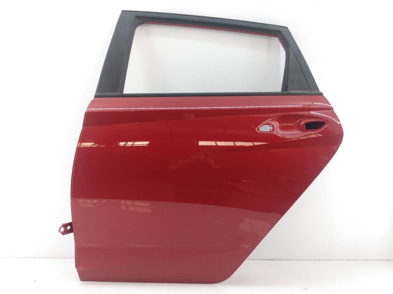 Recambio de puerta trasera izquierda para hyundai i20 essence referencia OEM IAM   E4-B4-2