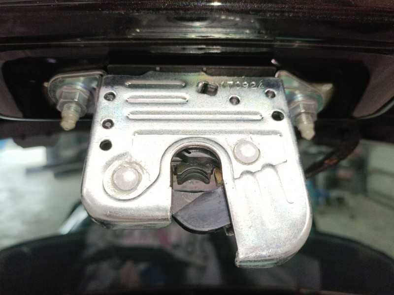 Recambio de cerradura maletero / porton para cupra leon sportstourer (kl8, ku8, kud) 1.5 etsi referencia OEM IAM   