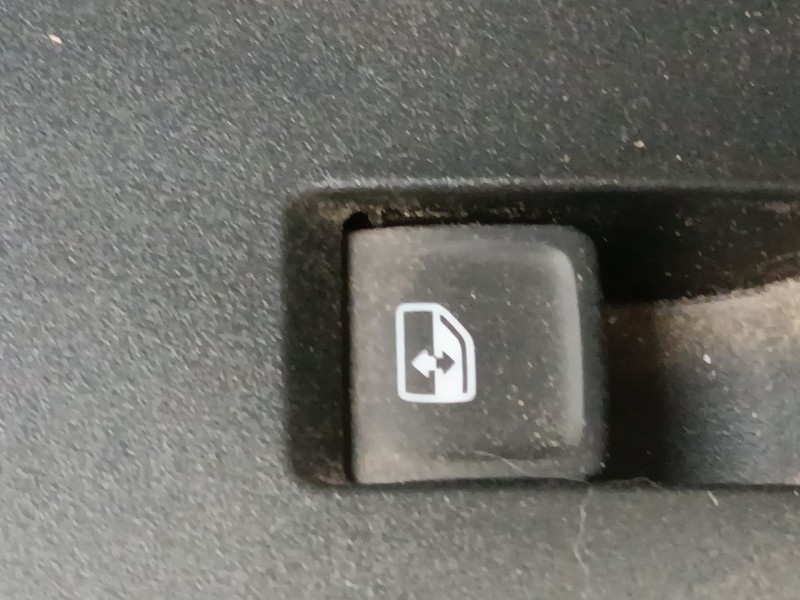 Recambio de mando elevalunas trasero izquierdo para cupra leon sportstourer (kl8, ku8, kud) 1.5 etsi referencia OEM IAM   