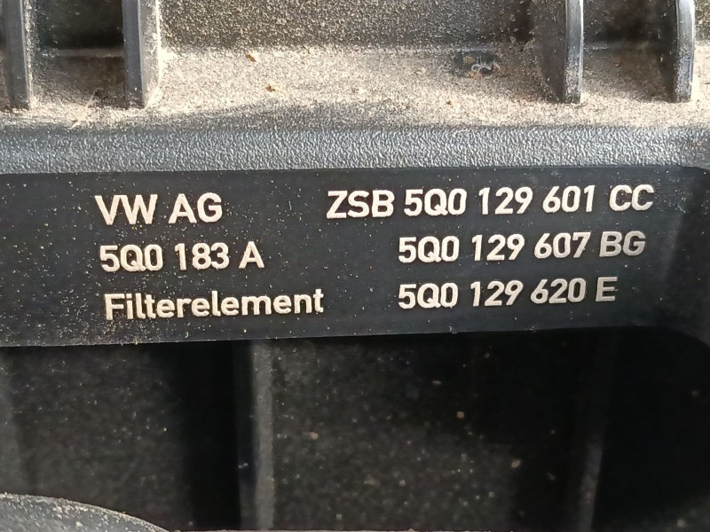 Recambio de filtro aire para cupra leon sportstourer (kl8, ku8, kud) 1.5 etsi referencia OEM IAM 5Q0129601CC  