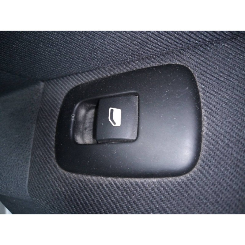 Recambio de mando elevalunas trasero derecho para peugeot 508 active referencia OEM IAM   