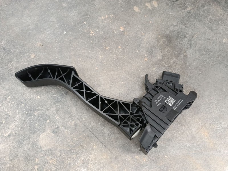 Recambio de pedal acelerador para cupra leon sportstourer (kl8, ku8, kud) 1.5 etsi referencia OEM IAM 3WA723503 6PV01400530 