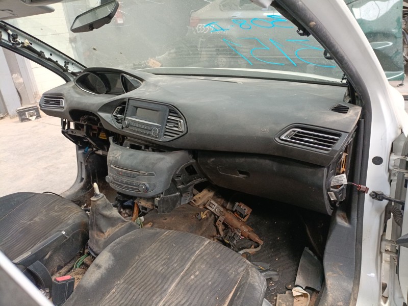 peugeot 308 ii (lb_, lp_, lw_, lh_, l3_) del año 2014