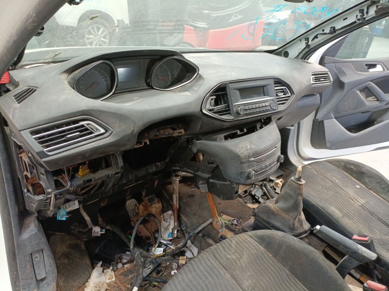 peugeot 308 ii (lb_, lp_, lw_, lh_, l3_) del año 2014