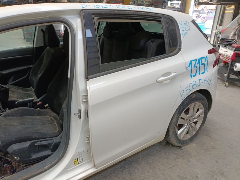 Recambio de puerta trasera izquierda para peugeot 308 ii (lb_, lp_, lw_, lh_, l3_) 1.6 hdi referencia OEM IAM   