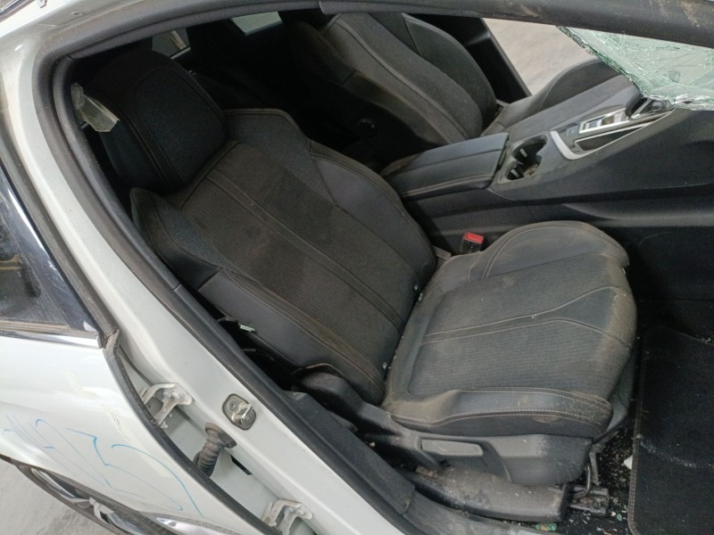 peugeot 3008 ii suv (mc_, mr_, mj_, m4_) del año 2019