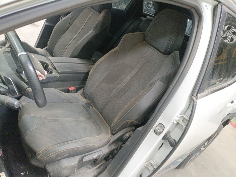 peugeot 3008 ii suv (mc_, mr_, mj_, m4_) del año 2019