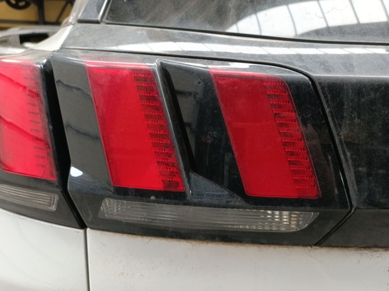 Recambio de piloto trasero izquierdo porton para peugeot 3008 ii suv (mc_, mr_, mj_, m4_) 1.2 thp/ puretech 130 (mrhnsm, mrhnsu,