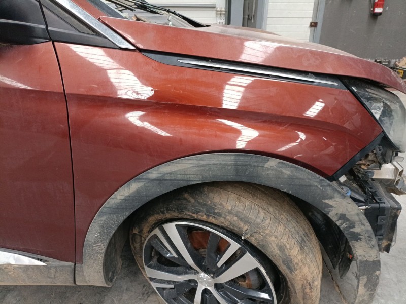 Recambio de aleta delantera derecha para peugeot 3008 ii suv (mc_, mr_, mj_, m4_) 1.5 bluehdi 130 referencia OEM IAM   