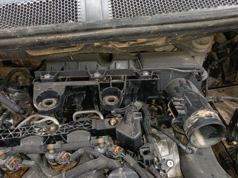 Recambio de filtro aire para peugeot 3008 ii suv (mc_, mr_, mj_, m4_) 1.5 bluehdi 130 referencia OEM IAM   