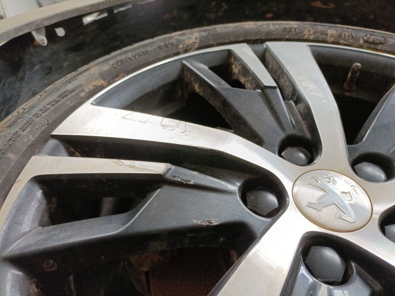 Recambio de llanta para peugeot 3008 ii suv (mc_, mr_, mj_, m4_) 1.5 bluehdi 130 referencia OEM IAM 225/55/18  