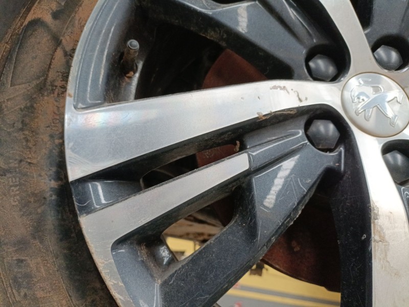 Recambio de llanta para peugeot 3008 ii suv (mc_, mr_, mj_, m4_) 1.5 bluehdi 130 referencia OEM IAM   
