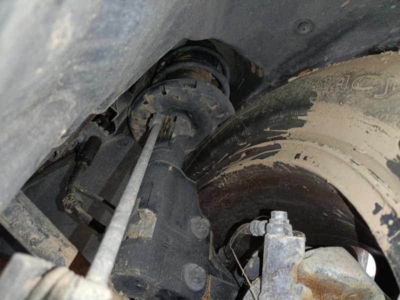 Recambio de amortiguador delantero izquierdo para peugeot 3008 ii suv (mc_, mr_, mj_, m4_) 1.5 bluehdi 130 referencia OEM IAM   