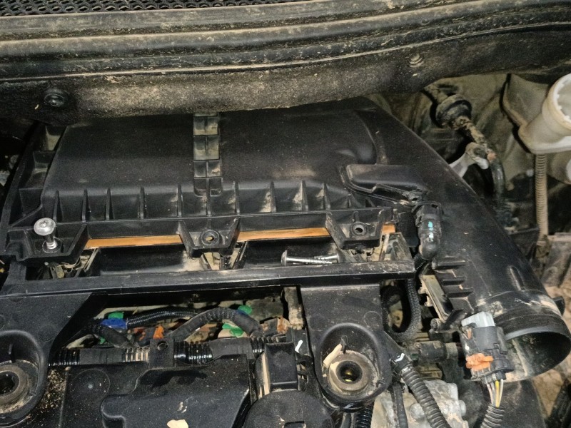 Recambio de filtro aire para peugeot 208 i (ca_, cc_) 1.6 bluehdi 100 referencia OEM IAM   