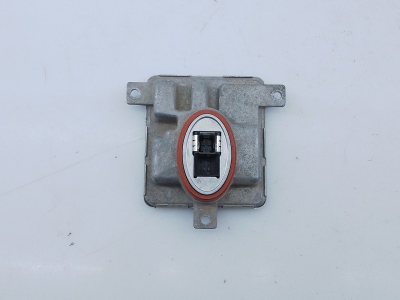 Recambio de centralita faros xenon para bmw serie x1 (f48) referencia OEM IAM W003T23171  E3-A2-24-1