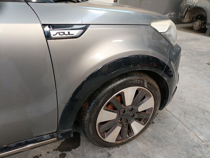 Recambio de aleta delantera derecha para kia soul ii (ps) 1.6 crdi 136 referencia OEM IAM   