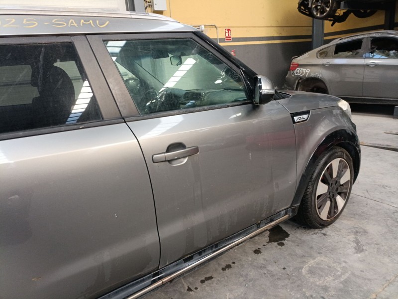 Recambio de puerta delantera derecha para kia soul ii (ps) 1.6 crdi 136 referencia OEM IAM   