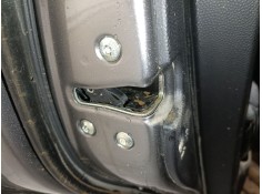 CERRADURA PUERTA TRASERA IZQUIERDA 