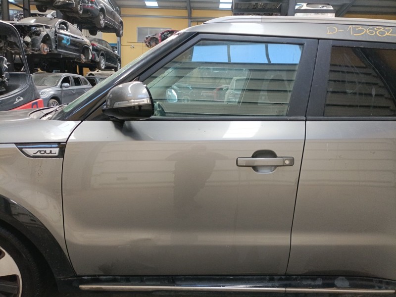 Recambio de puerta delantera izquierda para kia soul ii (ps) 1.6 crdi 136 referencia OEM IAM   