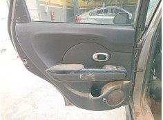 GUARNECIDO PUERTA TRASERA IZQUIERDA 