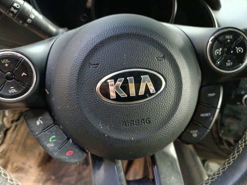 Recambio de airbag delantero izquierdo para kia soul ii (ps) 1.6 crdi 136 referencia OEM IAM   