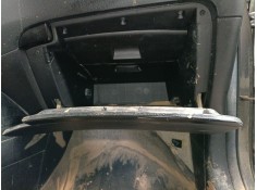 Recambio de guantera para kia soul ii (ps) 1.6 crdi 136 referencia OEM IAM    2